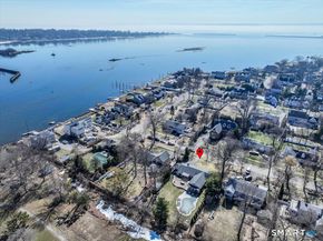 58 Davenport Drive, Stamford CT 06902