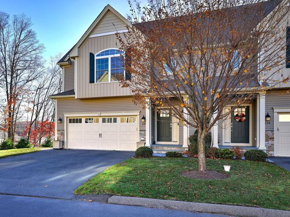 126 Wells View Road 126, Shelton CT 06484