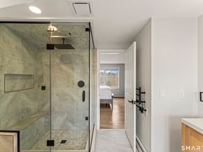15 Berkshire Drive, Brookfield CT 06804