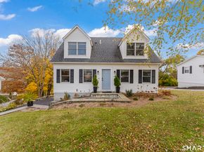 15 Berkshire Drive, Brookfield CT 06804