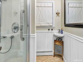 7 Lafayette Drive, Trumbull CT 06611