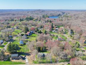 7 Lafayette Drive, Trumbull CT 06611