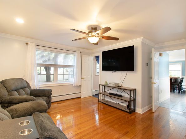 195 Lobdell Drive, Stratford CT 06614