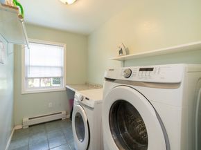 195 Lobdell Drive, Stratford CT 06614