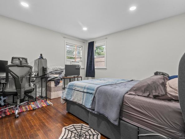 123 Summerfield Avenue, Bridgeport CT 06610