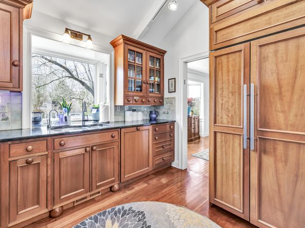 34 Regency Drive, Norwalk CT 06851