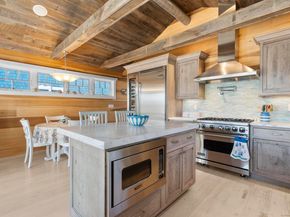 16 Shoreline Drive 16, Stratford CT 06615