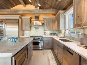 16 Shoreline Drive 16, Stratford CT 06615