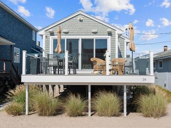 16 Shoreline Drive