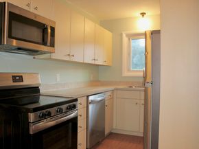 12 Murphys Lane 12, Shelton CT 06484