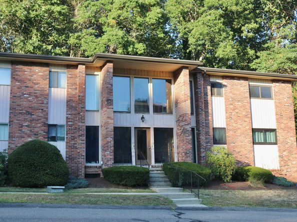 12 Murphys Lane 12, Shelton CT 06484