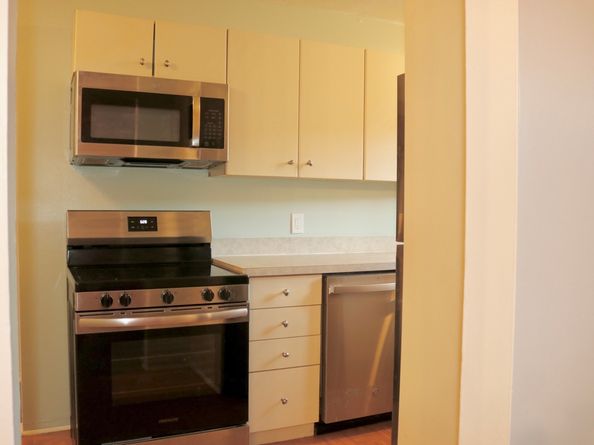 12 Murphys Lane 12, Shelton CT 06484