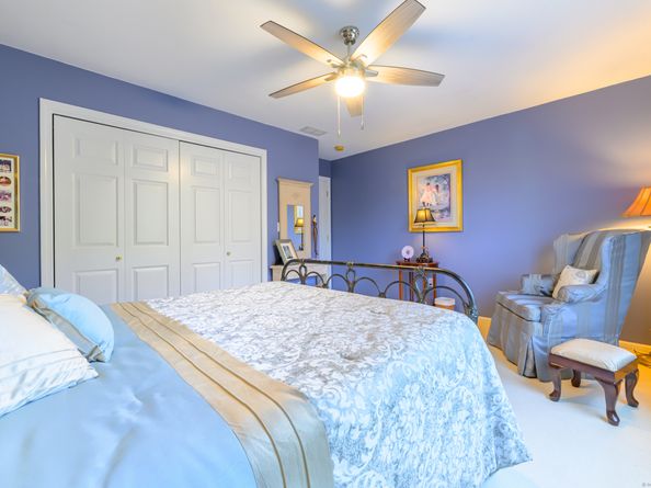 Undisclosed Address #24124183, Shelton CT 06484