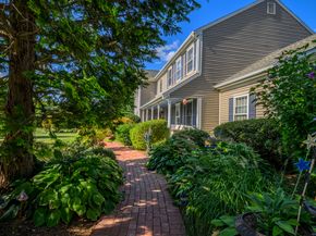 Undisclosed Address #24124183, Shelton CT 06484
