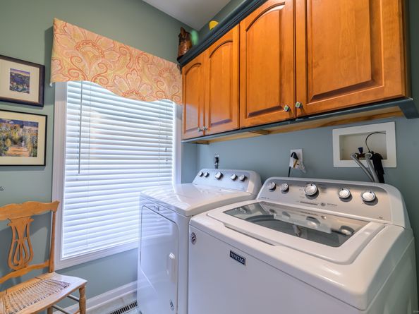 Undisclosed Address #24124183, Shelton CT 06484