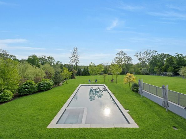 30 Meadowcroft Lane, Greenwich CT 06830