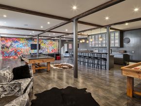 30 Meadowcroft Lane, Greenwich CT 06830