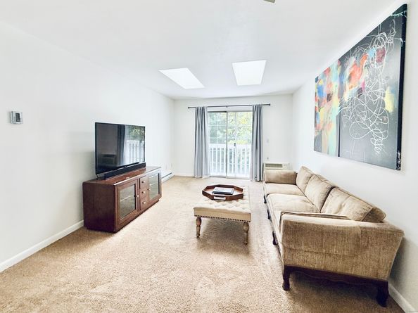 47 Cedar Street APT 19, Norwalk CT 06854