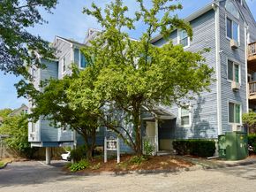 47 Cedar Street APT 19, Norwalk CT 06854