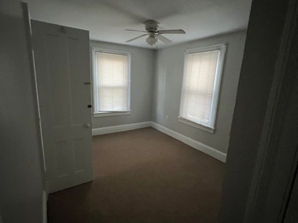 180 Holly Street, Bridgeport CT 06607