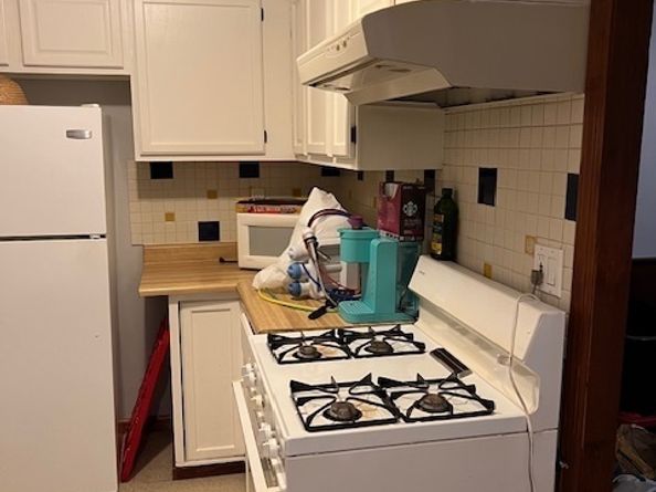 180 Holly Street, Bridgeport CT 06607