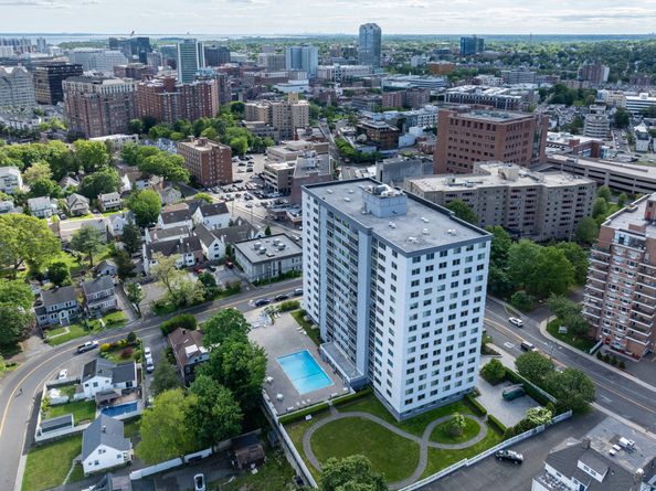 1 Strawberry Hill Avenue APT 14C, Stamford CT 06902