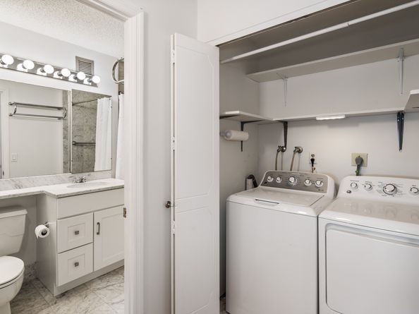 1 Strawberry Hill Avenue APT 14C, Stamford CT 06902