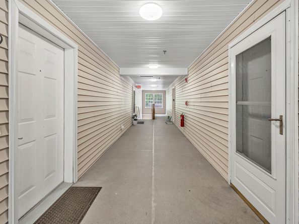 11211 Arganese Place 11211, Trumbull CT 06611