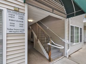 11211 Arganese Place 11211, Trumbull CT 06611