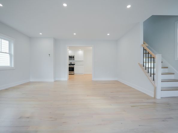 21 Stephen Street, Stamford CT 06902