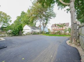 21 Stephen Street, Stamford CT 06902