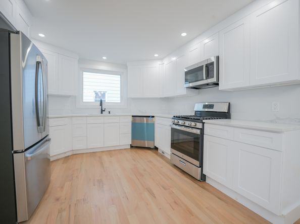 21 Stephen Street, Stamford CT 06902