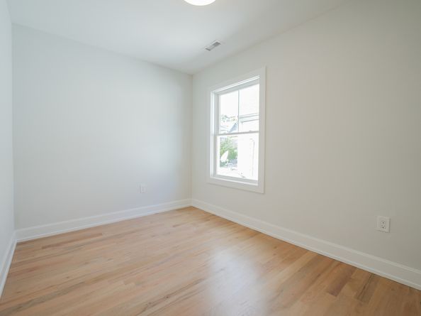 21 Stephen Street, Stamford CT 06902