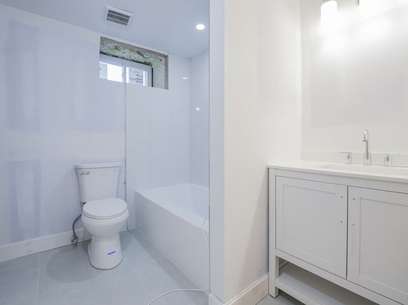 21 Stephen Street, Stamford CT 06902