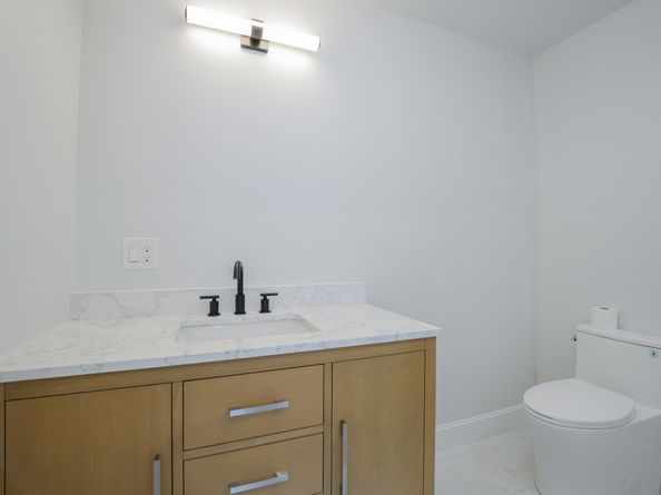 21 Stephen Street, Stamford CT 06902