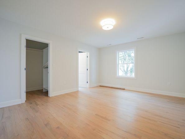 21 Stephen Street, Stamford CT 06902