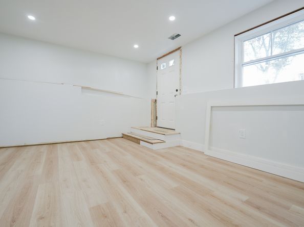 21 Stephen Street, Stamford CT 06902