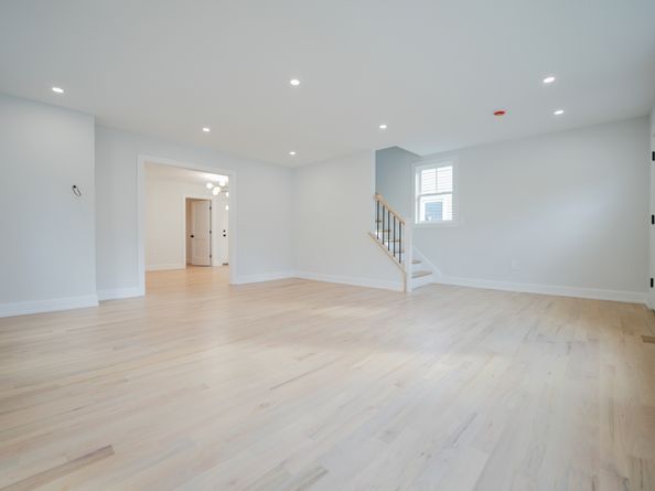 21 Stephen Street, Stamford CT 06902