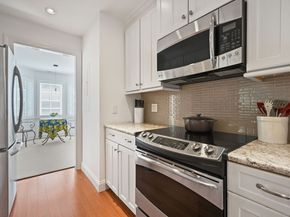 39 Hale Lane 39, Darien CT 06820