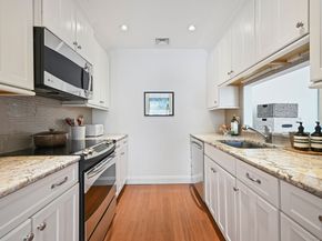 39 Hale Lane 39, Darien CT 06820