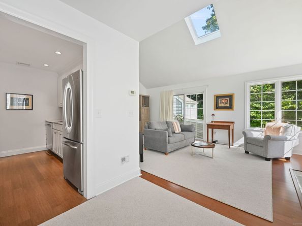39 Hale Lane 39, Darien CT 06820