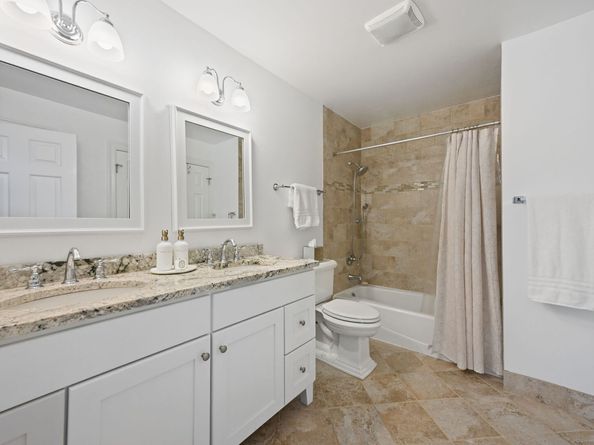 39 Hale Lane 39, Darien CT 06820