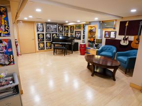 16627 25th Avenue, Flushing NY 11357