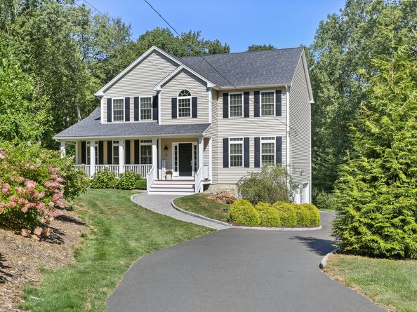 65 Pearmain Road, Shelton CT 06484