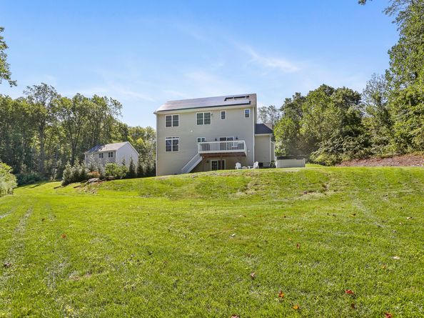 65 Pearmain Road, Shelton CT 06484