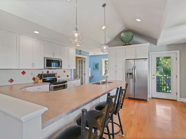 132 Merrimac Drive, Trumbull CT 06611
