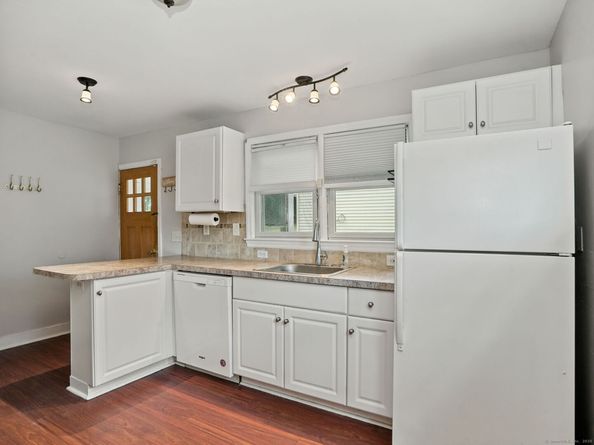 5167 Main Street, Trumbull CT 06611