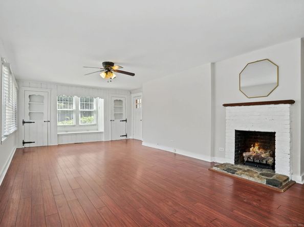 5167 Main Street, Trumbull CT 06611