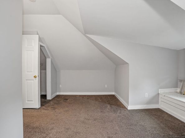 5167 Main Street, Trumbull CT 06611