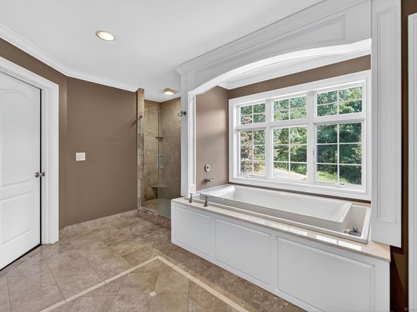 57 Castle Hill Road, Newtown CT 06470